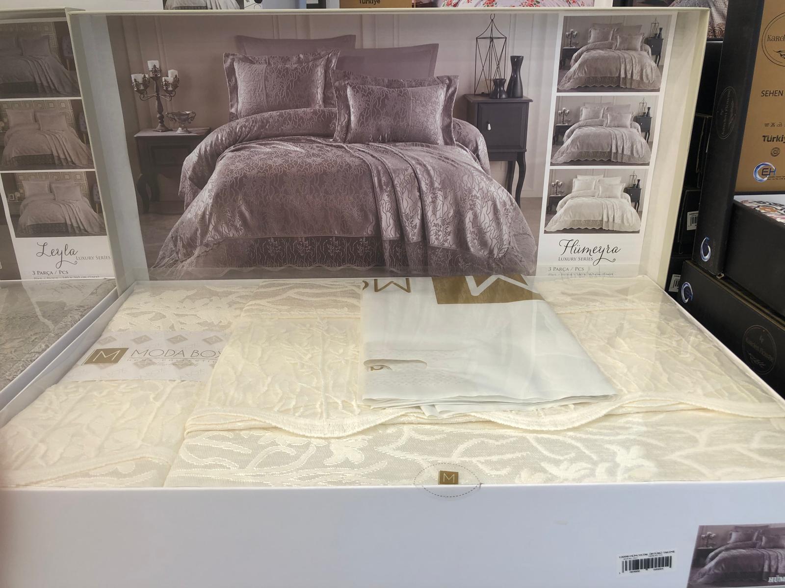 Hüm. Yatak Örtüsü Takımı